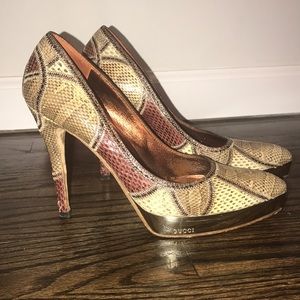 AUTHENTIC GUCCI PYTHON HEELS